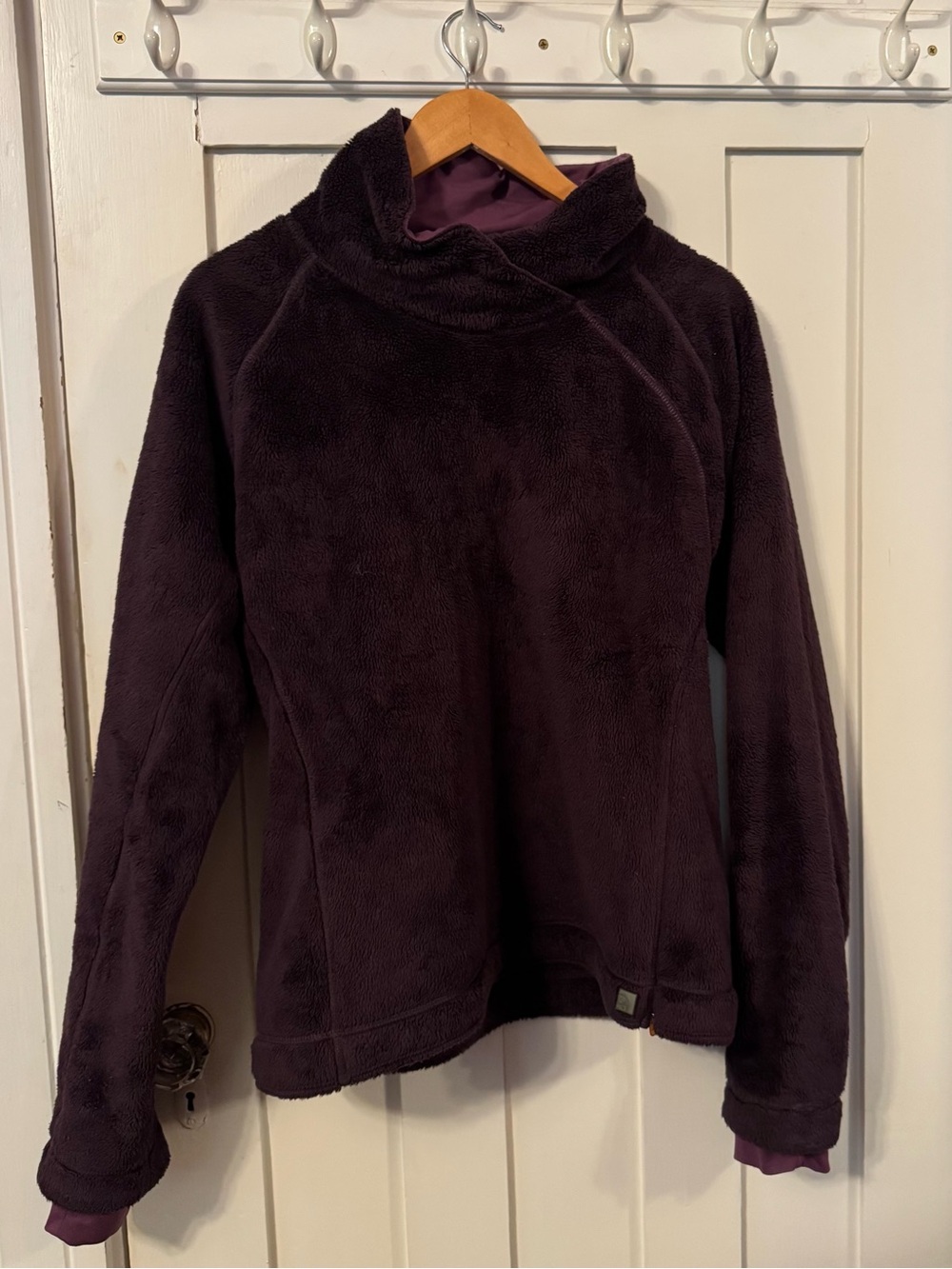 Mountain Hardwear Plush Funnel Neck Sweater - Plum